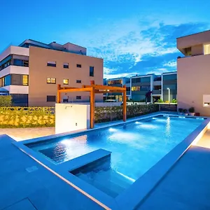 jadera-luxury-apartments.hotelinzadar.com/